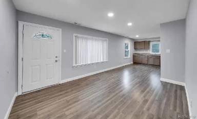 Main picture of 20450 Midway Ave