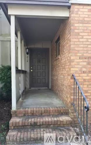 Main picture of 214 Westbrooke Dr