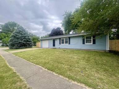 Main picture of 1602 Stratford Dr