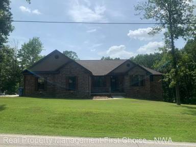 Main picture of 2 Cunningham Dr