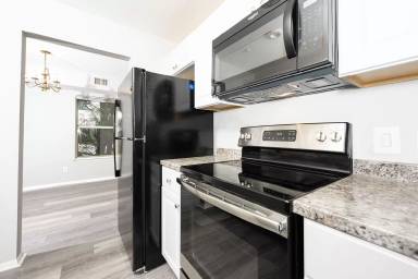 Main picture of Willow Wood Condominiums