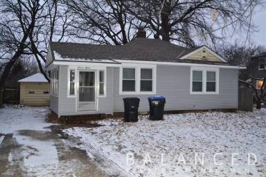 Main picture of 1115 SW Medford Ave