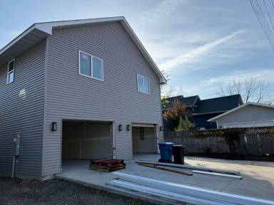 Main picture of 26 18th Ave N