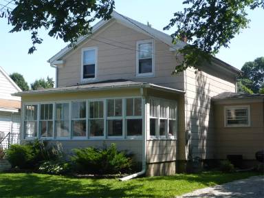 Main picture of 430 Cottage Row