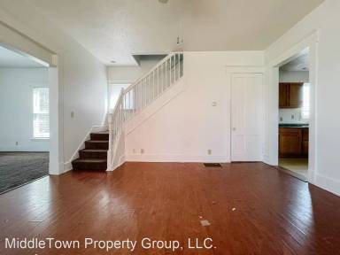 Main picture of 409 S Pershing Dr