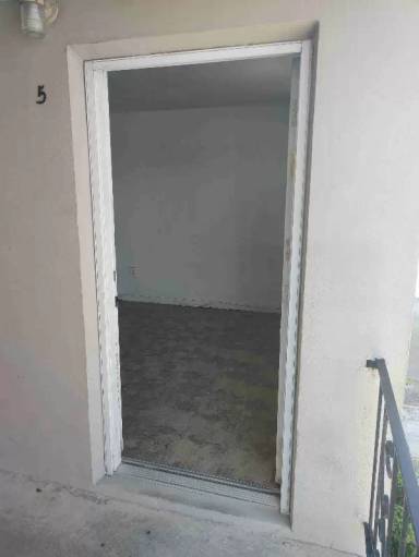 Main picture of 126 SW 18th Ave