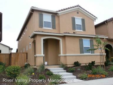 Main picture of 3082 Club Center Dr