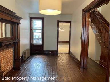 Main picture of 464 Chestnut St