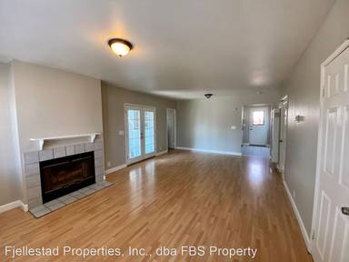 Main picture of 4086 Thorn St