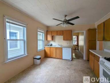 Main picture of 16 Glendale Ave