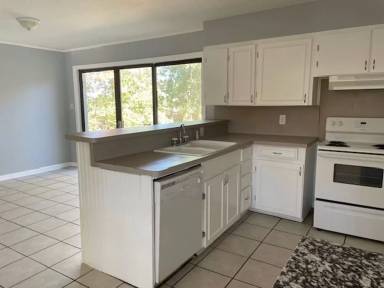 Main picture of 311 W Jewell Dr