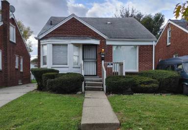 Main picture of 9089 Greenview Ave