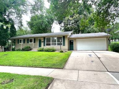 Main picture of 520 Zumbro Dr NW