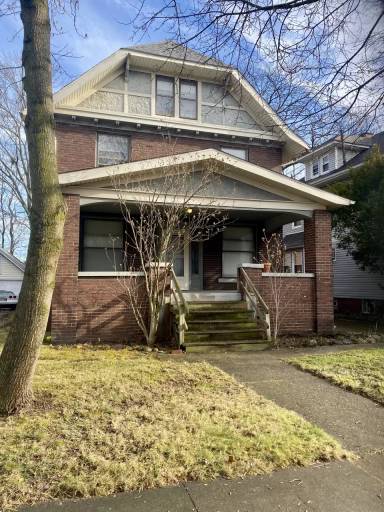 Main picture of 349 Cloverdale Ave
