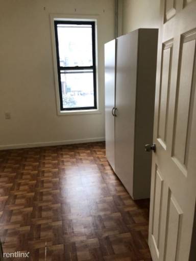 Main picture of 15 Sherwood Ave