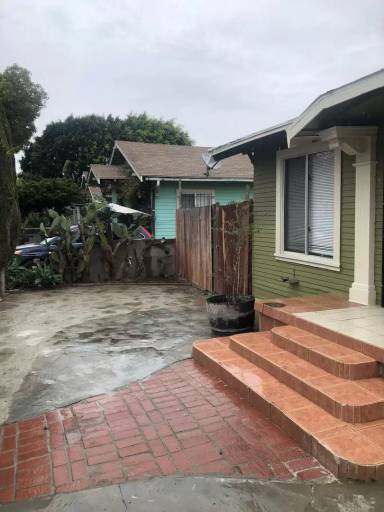 Main picture of 1380 Gaviota Ave
