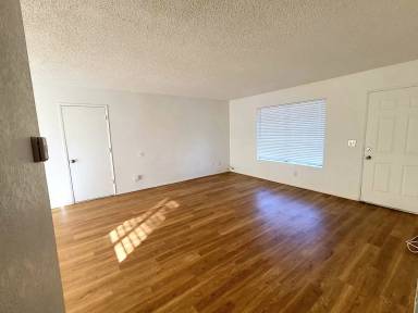 Main picture of 6896 Datura Ave