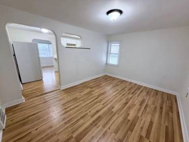 Main picture of 258 Conniston Ave