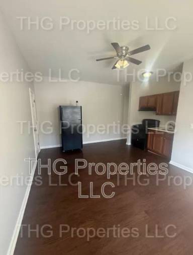 Main picture of 641 Lincoln Ave