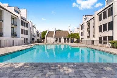 Main picture of Tides at Lake Village
