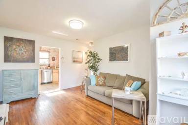 Main picture of 571 Formwalt St SW