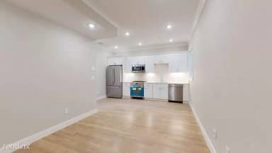 Main picture of 44 Lexington St