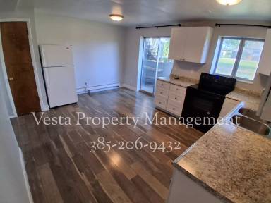 Main picture of 301 W 500 N