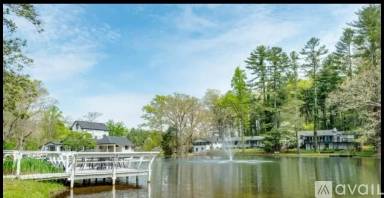 Main picture of 1150 W Blue Ridge Rd