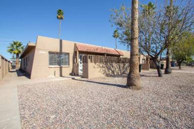 Main picture of 2338 E Broadway Rd