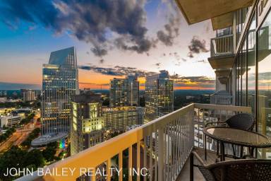 Main picture of Realm Condominiums