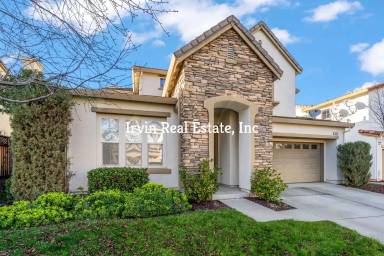 Main picture of 1279 Peregrine Ct