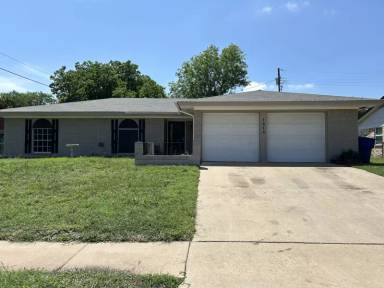 Main picture of 1816 Pleasant Ln