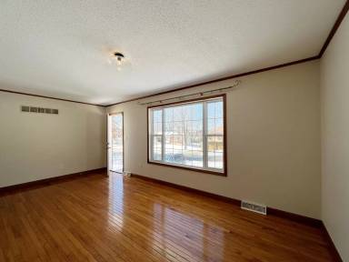 Main picture of 9957 Fairlane Rd