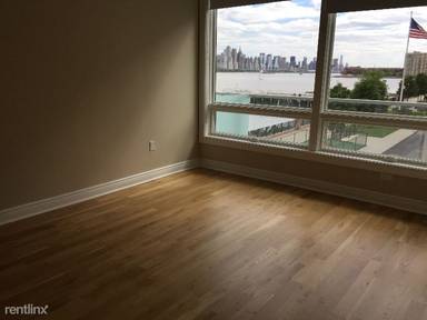 Main picture of 2 River Rd