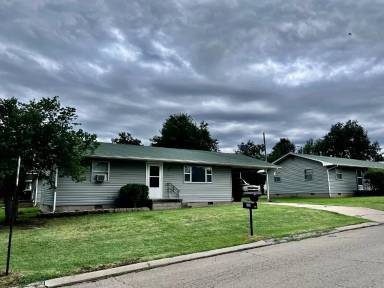 Main picture of 604 Kaw St