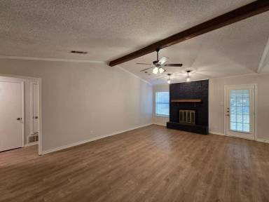 Main picture of 3005 Tallwood Dr