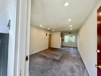 Main picture of 3510 Clarington Ave