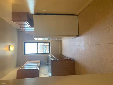 Main picture of 3304 Holland Ave