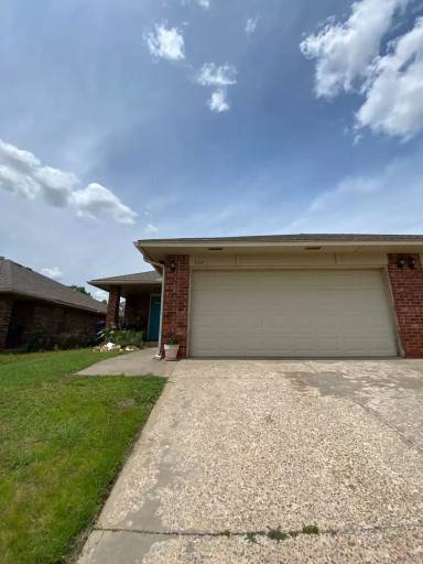 Main picture of 3517 Galatian Way