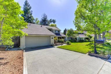 Main picture of 4840 Thor Way