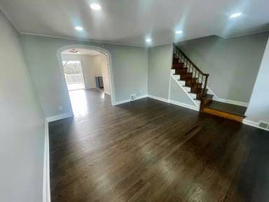 Main picture of 3926 Stratford Rd