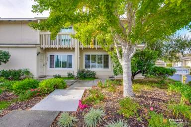 Main picture of 612 Crescent Ave