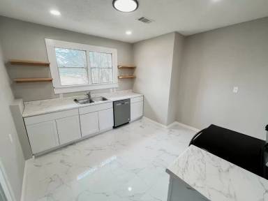 Main picture of 3321 Anna St