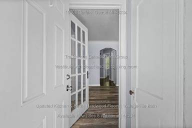 Main picture of 19608 Buffalo St