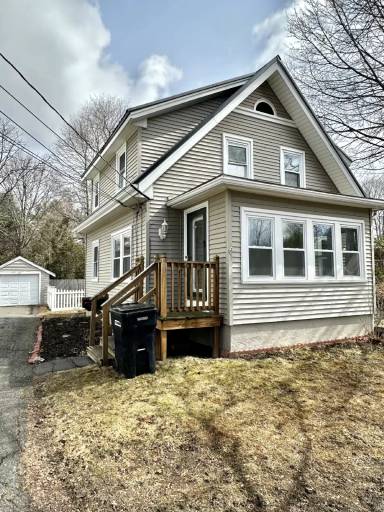 Main picture of 24 Stone St