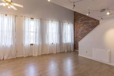 Main picture of 34 Market St