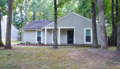 Main picture of 10018 Topeka Dr
