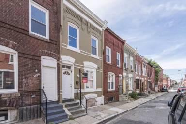 Main picture of 1336 N Dover St