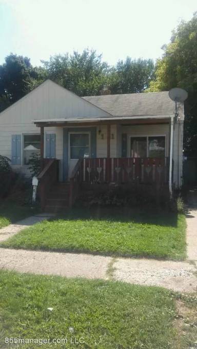 Main picture of 1141 Victoria Ave