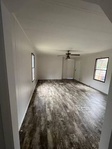 Main picture of 727 Lea Dr
